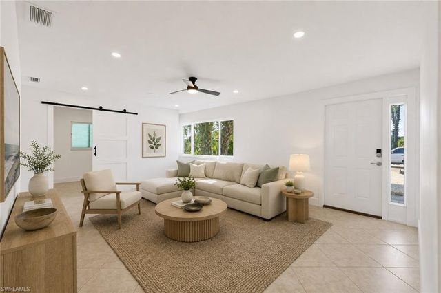 193 Hibiscus DR, Fort Myers Beach, FL 33931