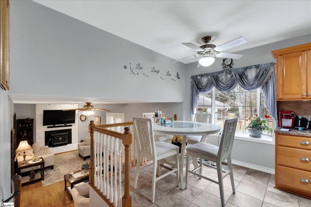 101 Surrey Lane, Seneca, SC 29672