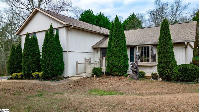 101 Surrey Lane, Seneca, SC 29672