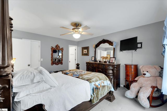 101 Surrey Lane, Seneca, SC 29672