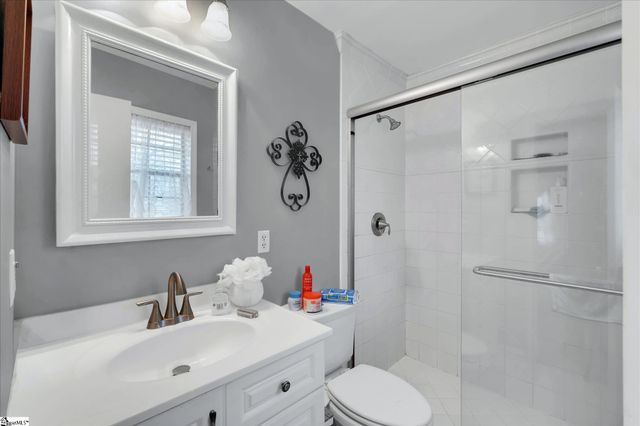 101 Surrey Lane, Seneca, SC 29672