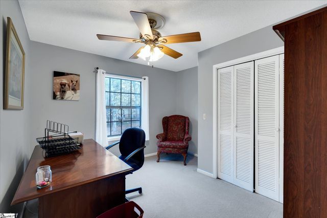 101 Surrey Lane, Seneca, SC 29672