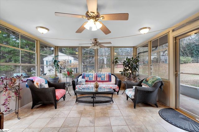 101 Surrey Lane, Seneca, SC 29672