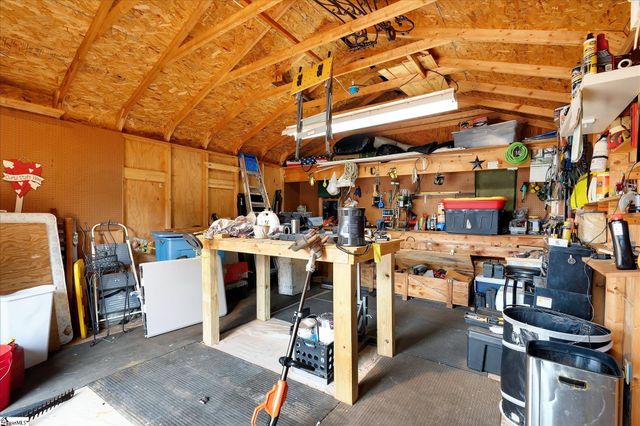 101 Surrey Lane, Seneca, SC 29672