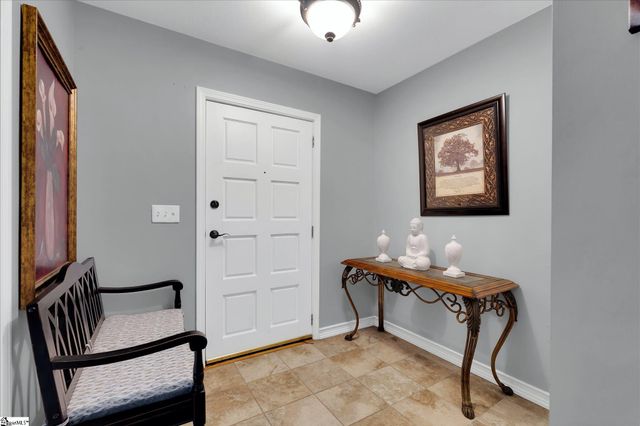 101 Surrey Lane, Seneca, SC 29672