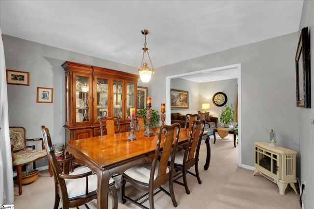 101 Surrey Lane, Seneca, SC 29672