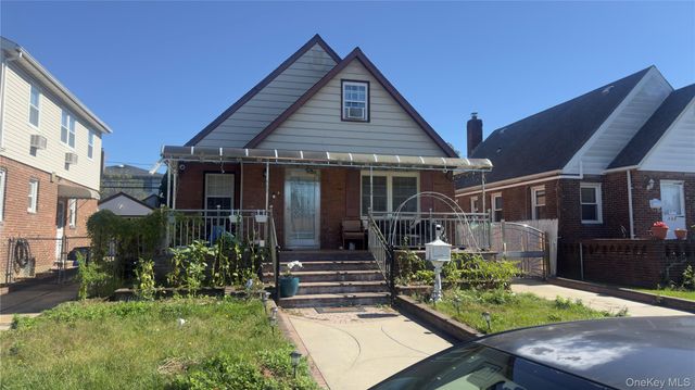 118 Sussex Road, Elmont, NY 11003