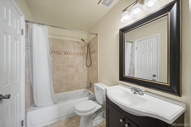5755 W Atlantic Place 202, Lakewood, CO 80227