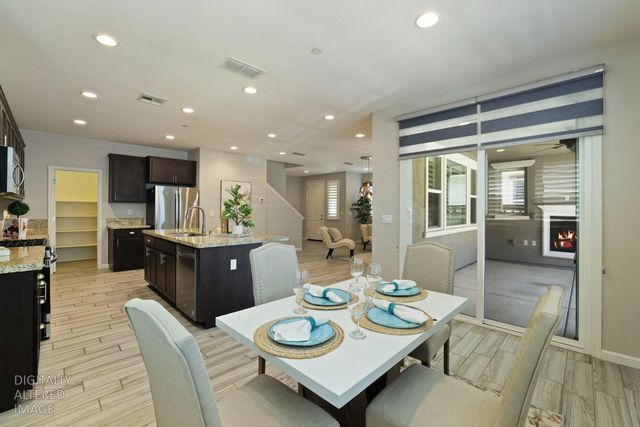 1952 Garden Farms Ave, Lathrop, CA 95330