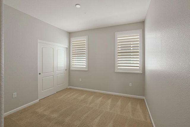 1952 Garden Farms Ave, Lathrop, CA 95330