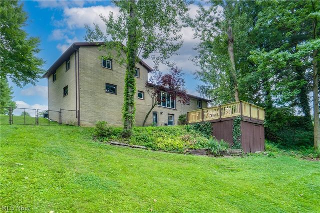 1501 Corrib Avenue NW, Canton, OH 44708