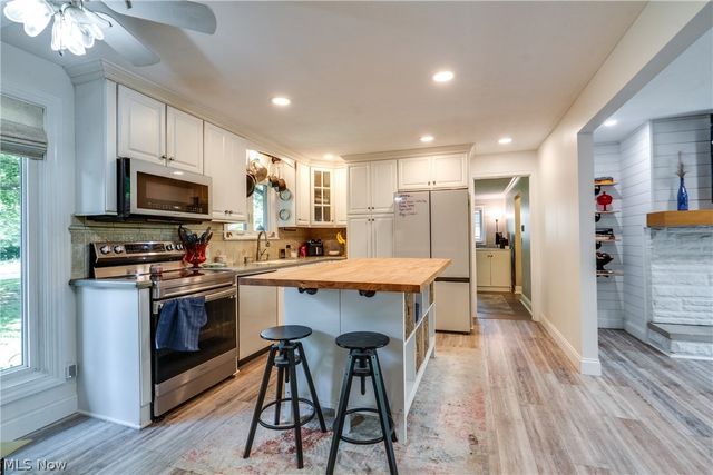 1501 Corrib Avenue NW, Canton, OH 44708