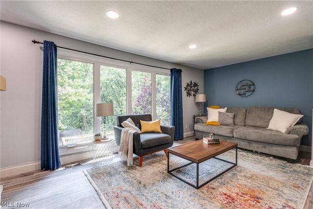1501 Corrib Avenue NW, Canton, OH 44708