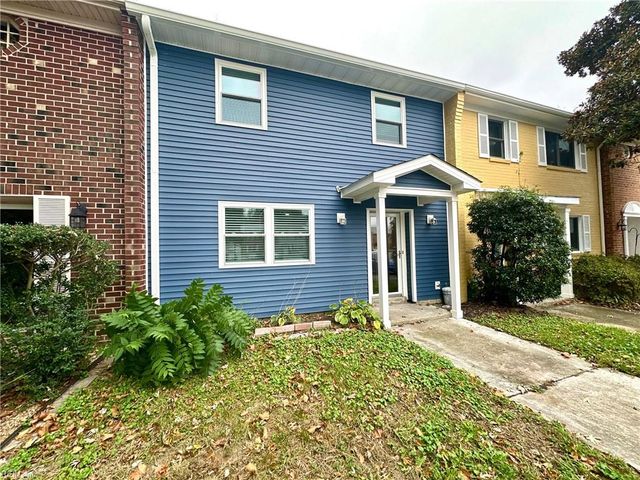 4505 Saint John CT, Virginia Beach, VA 23455