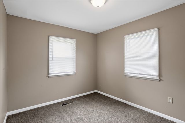 2217 S Hadley Road, Springfield, OH 45505