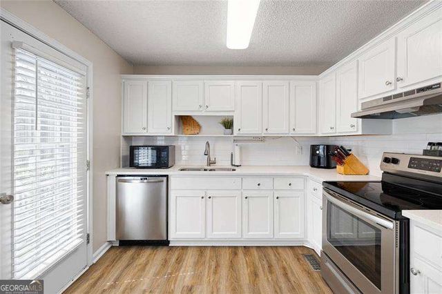 21 Camden Woods Drive NW, Cartersville, GA 30121