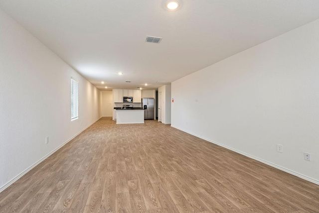 172 Bull Lake CIR, Buda, TX 78610