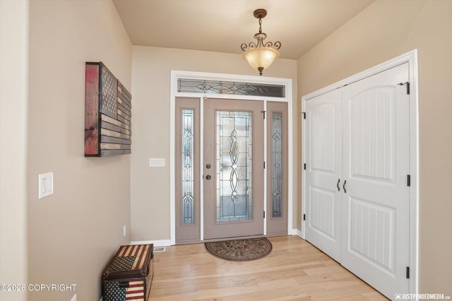 7060 W Moose Ridge Circle, Wasilla, AK 99623