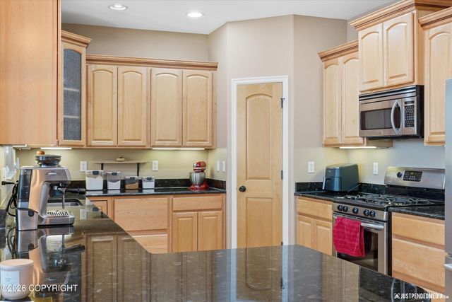 7060 W Moose Ridge Circle, Wasilla, AK 99623