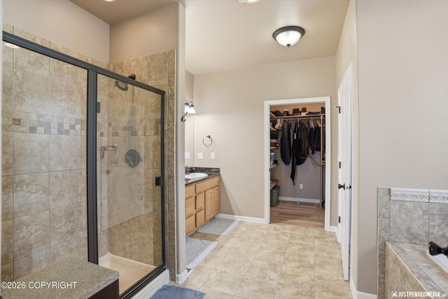 7060 W Moose Ridge Circle, Wasilla, AK 99623