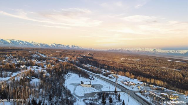 7060 W Moose Ridge Circle, Wasilla, AK 99623