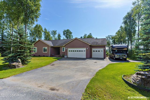 7060 W Moose Ridge Circle, Wasilla, AK 99623