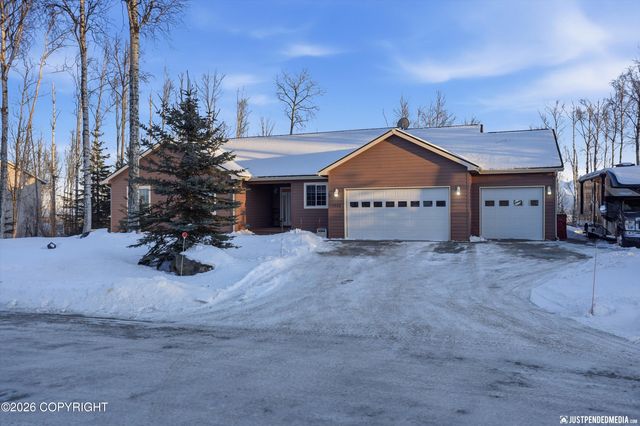 7060 W Moose Ridge Circle, Wasilla, AK 99623