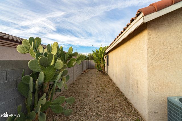 11825 W EDGEMONT Avenue, Avondale, AZ 85392