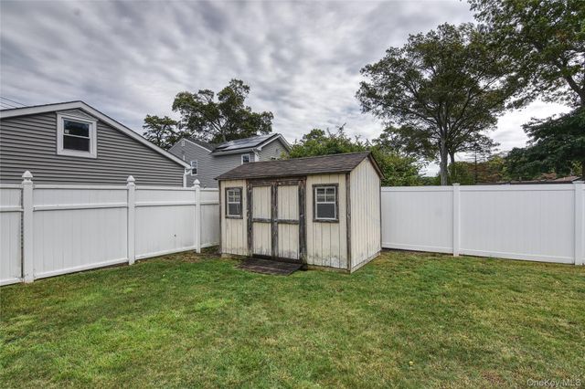 2287 Feuereisen Avenue, Ronkonkoma, NY 11779