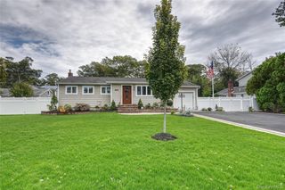 2287 Feuereisen Avenue, Ronkonkoma, NY 11779