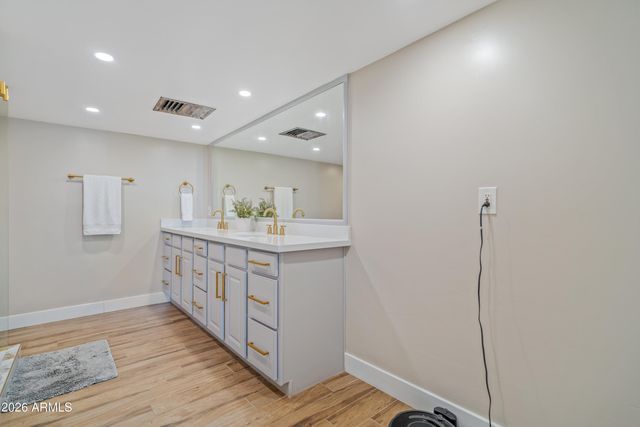 6502 N Central Avenue B103, Phoenix, AZ 85012