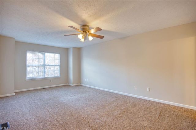 296 Bradmere LOOP, Newport News, VA 23608