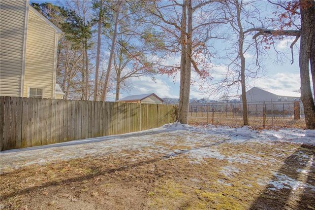 296 Bradmere LOOP, Newport News, VA 23608