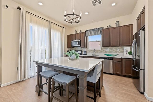 2034 Luzon Lane 7, Chula Vista, CA 91915