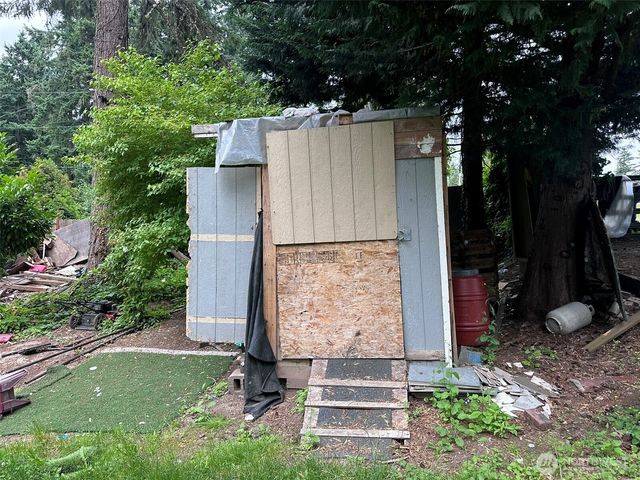 15714 82nd Avenue E, Puyallup, WA 98375