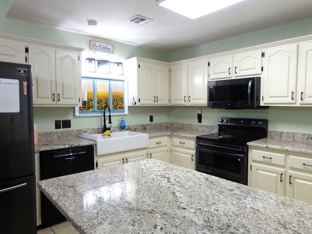 1991 St Louis Canal Road, Houma, LA 70364