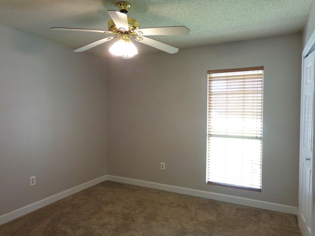 1991 St Louis Canal Road, Houma, LA 70364