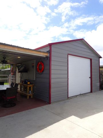 1991 St Louis Canal Road, Houma, LA 70364