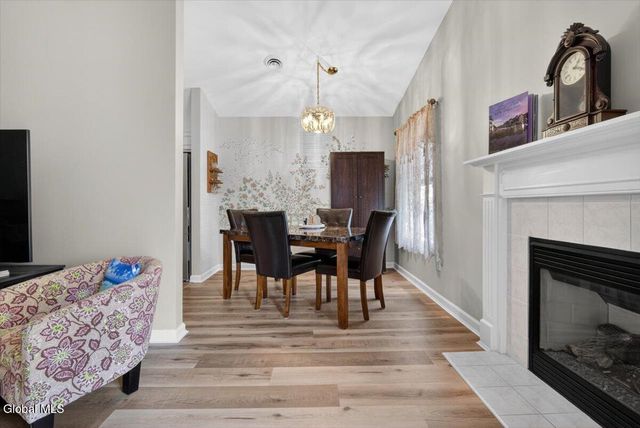 1200 Hillside Avenue Apt 607, Niskayuna, NY 12309