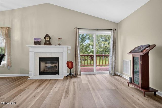 1200 Hillside Avenue Apt 607, Niskayuna, NY 12309