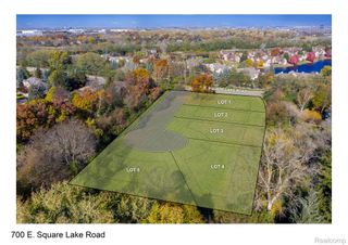 700 E SQUARE LAKE Road, Bloomfield Twp, MI 48304