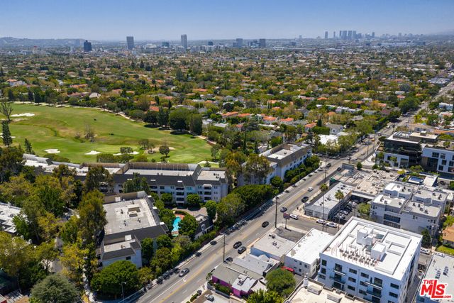 710 N Hudson Avenue, Los Angeles, CA 90038