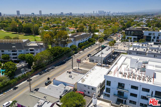 710 N Hudson Avenue, Los Angeles, CA 90038