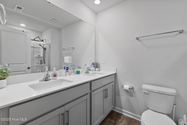 1423 N Wilshire Court, Kinston, NC 28504