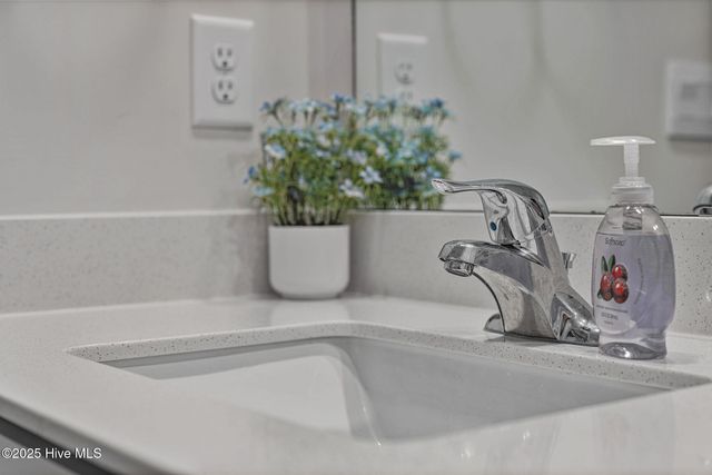 1423 N Wilshire Court, Kinston, NC 28504