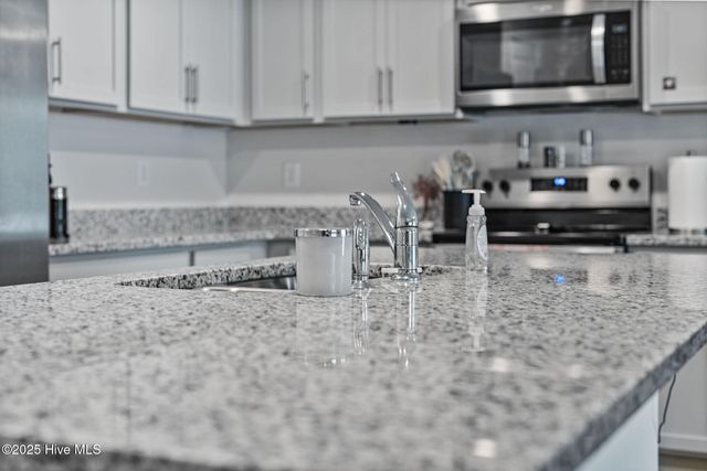 1423 N Wilshire Court, Kinston, NC 28504