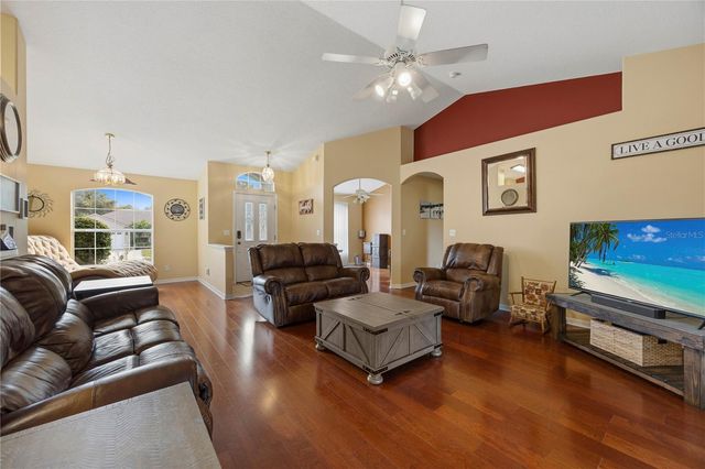 415 REGATTA DRIVE, Groveland, FL 34736