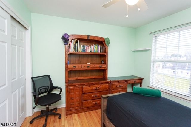 6 Robeson Rdg, Oxford Twp., NJ 07863