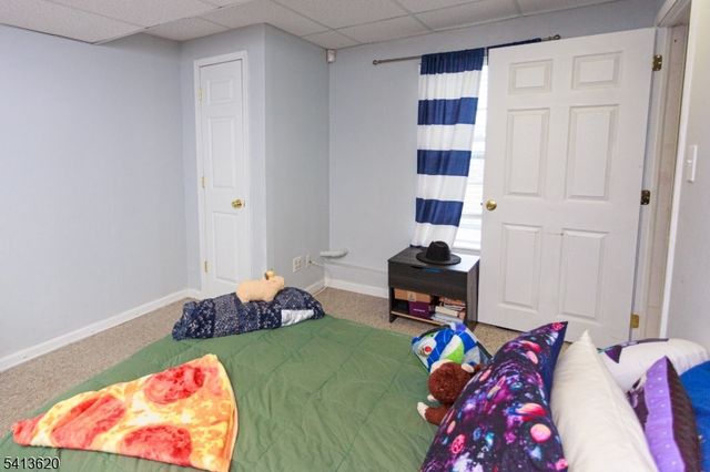 6 Robeson Rdg, Oxford Twp., NJ 07863