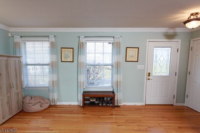 6 Robeson Rdg, Oxford Twp., NJ 07863